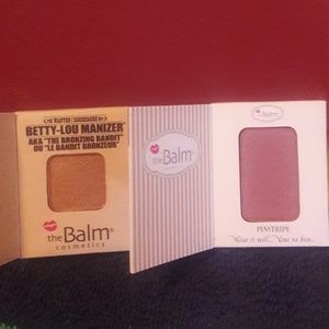 ***NEW***Blush Duo with Makeup Bag!